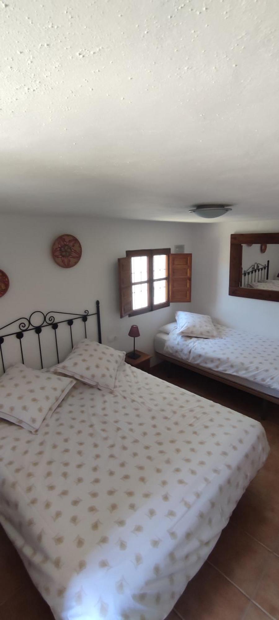 Cortijo Loma Leon Couette-café Cutar